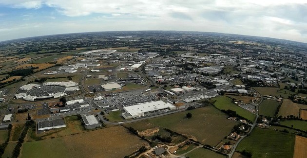 Cholet : Vente de locaux commerciaux à une SCPI