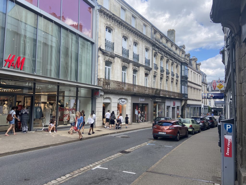 Vannes : Un investisseur privé s’offre un ensemble de 4 murs commerciaux